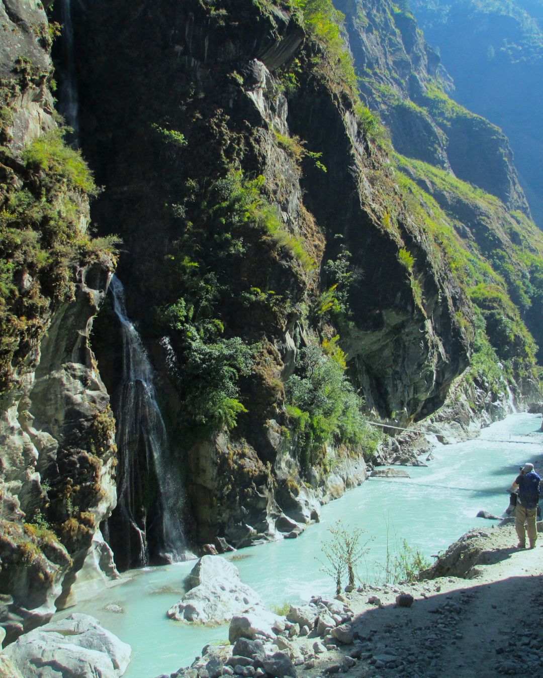 MANASLU CIRCUIT TREK