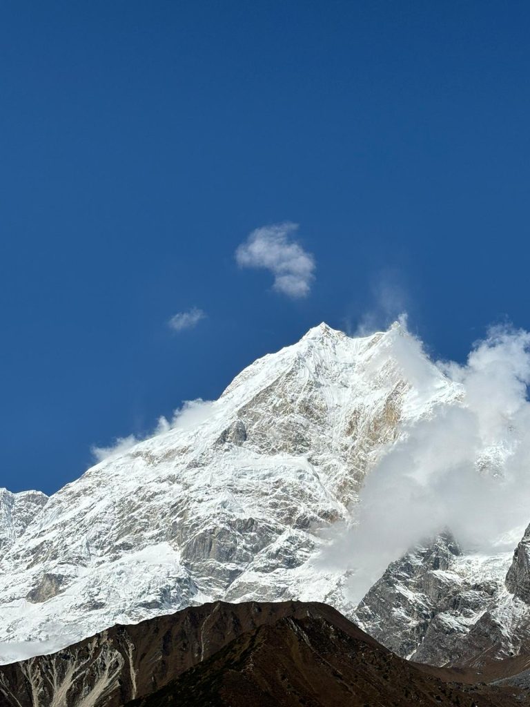My Wild Walk Around Manaslu 42 m5 2
