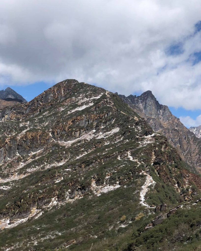 Thrilling Trail of Makalu Base Camp Trek