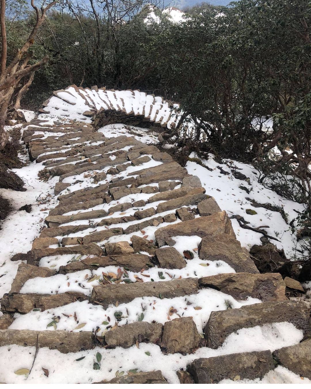 Makalu Base Camp trek in Winter